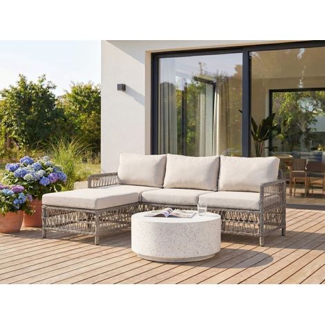 Sofá de jardín de 3 plazas de ratán sintético con otomana de mimbre trenzado para exterior gris Ofena (1/5)