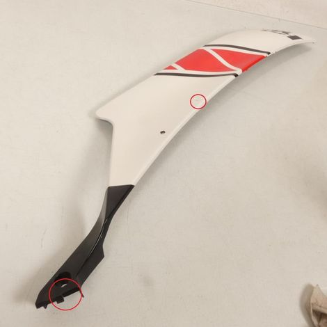 [PRODUIT D'OCCASION] Carénage inférieur droit origine M1 pour moto Yamaha YZF 600 R6 (1/3)