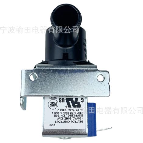 The reference number 000001767 is used for the Manitowoc 208-230V cold water cleaning/watering solenoid valve. (1/3)