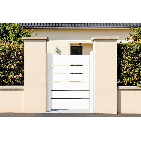 Casanoov – Portillon aluminium 1m H.120cm blanc – Ajouré pour zones exposées au vent – Kit de montage inclus – Dimensions adaptées pour entrées de jardin