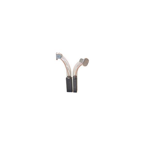 Juego de 2 carbones adaptables para Flex. Dimensiones: 5 x 8 x 20 mm.