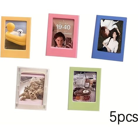 Dies ist ein kleiner magnetischer Bilderrahmen mit den Maßen 9 x 6,5 cm. Er eignet sich für die Verwendung an Kühlschränken, Geldbörsen sowie in Schulen und Büros.