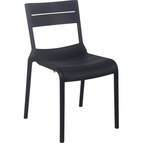 Chaise noire de terrasse en plastique (1/5)