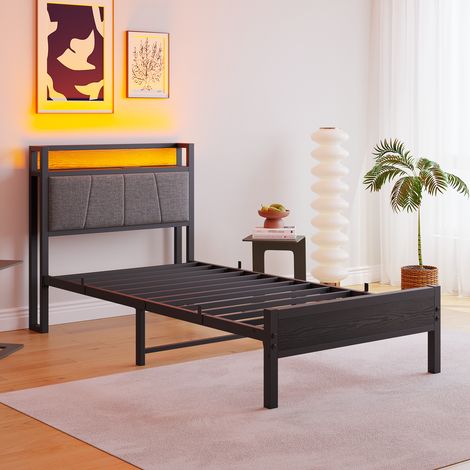 Lit 90x200 cm en métal et MDF noir avec tête de lit de rangement, LED et ports USB (1/5)