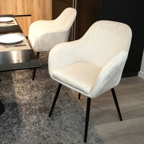 Poltrona imbottita in velluto crema con gambe in ferro nero  1 poltrona