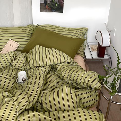 Duvet Cover 200 x 200 cm Olive Green Striped Bedding Set for Double Girls, Women with Zip, Printed Microfibre Stripe Duvet Cover Sets with 2 Pillowcases 65 x 65 cm (1/5)