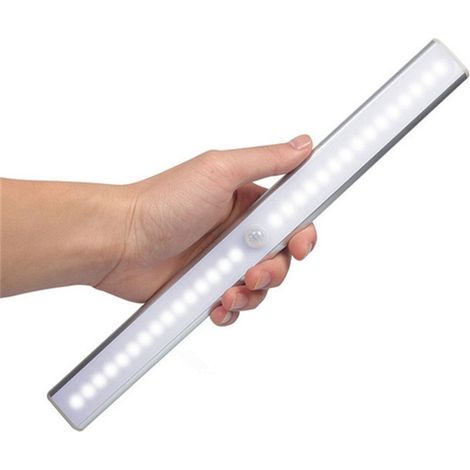 MINKUROW Luz De Armario, Luz De Sensor De Movimiento Led Tanbaby Con 30 Led, Luz De Armario De Carga Usb, 3 Modos De Luz De Noche, Para Armario, Armario, Escalera, Pasillo (40 Cm) (1/5)