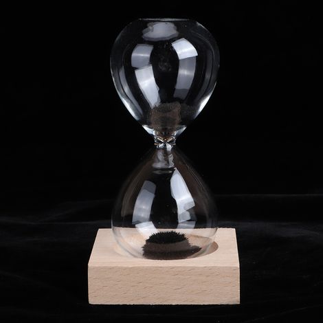Sablier magnétique de bureau en verre avec socle, objet de décoration ou cadeau. (1/5)
