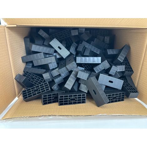 Montageplatten mit Loch 20x30x80mm 500 Stück. (1/3)