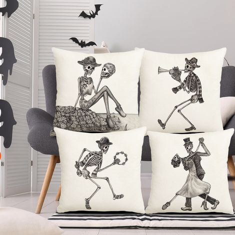 Set mit 4 Halloween-Kissenbezügen in Totenkopfform, Leinenkissenbezüge für Partys, Tanzveranstaltungen und Halloween-Dekorationen im Freien (45 x 45 cm) (1/4)