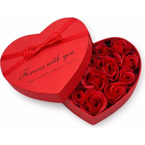 Scatola Regalo a Forma di Cuore con 14 Rose Rosse Artificiali - 17x14,5x4,5 cm, con Fiocco e Scritta (1/5)
