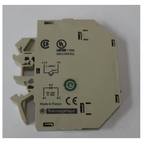 Relais statique module d'interface d'entrée 9.5mm 230-240Vca 50Hz Schneider (1/2)