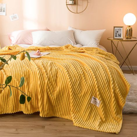 Couverture Plaid Flanelle Velours Jeté Housse de Lit Canapé Chambre Peut Ëtre Utilisé dans 4 Saisons 1 Pièce Douce Fourrure Polaire Douce et Chaude Voilage Bébé 120200cm Jaune Moutarde (1/5)