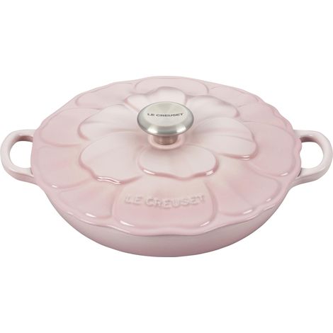 Le Creuset Signature - Cacerola de pétalos de hierro fundido esmaltado, 2.25 cuartos de galón, rosa concha