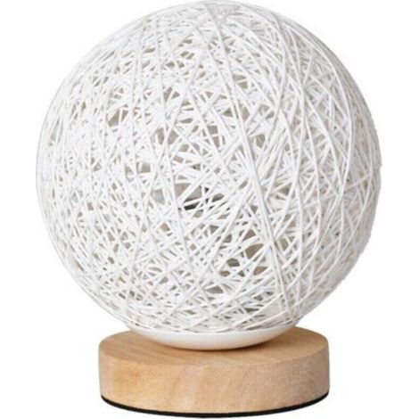 Lampe de chevet sphérique LED 15 cm en rotin avec prise USB – Veilleuse d'ambiance 3 couleurs avec variateur, abat-jour en lin et base en bois (1/4)