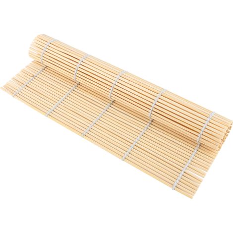 Ensemble pour rouler les sushis soi-même : rouleau, tapis en bambou et spatule à riz. (1/5)
