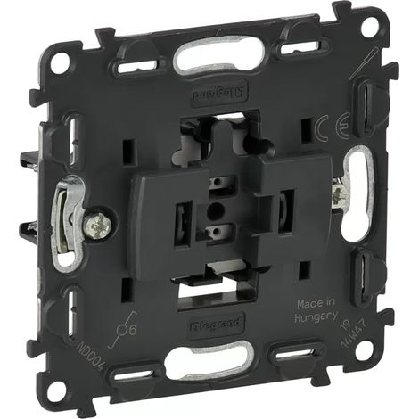 Valena Allure Treppenhausschalter 10ax 752006 (1/2)