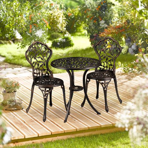 Relaxdays Balkonmöbel Set, 3-teilig, Balkontisch mit 2 Stühlen, verziert, Aluminium, Bistrotisch HxD: 65x60 cm, bronze
