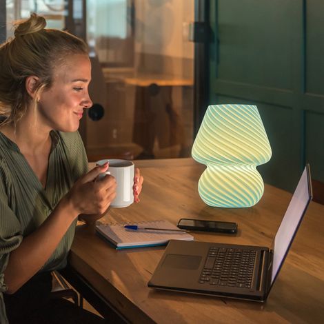 Lampe champignon veilleuse tricolore 5V USB avec télécommande, variateur d'intensité et minuterie pour l'éteindre, idéale pour la chambre, la table de chevet et un bureau minimaliste. (1/5)