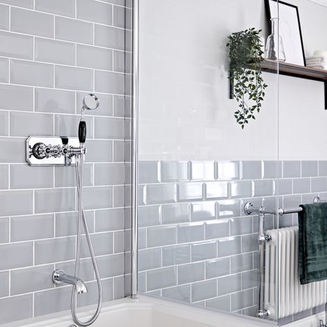 Hudson Reed Elizabeth - Kit de Douche Thermostatique 2 Fonctions - Douchette et Bec Verseur Baignoire - Chrome et Noir (1/5)