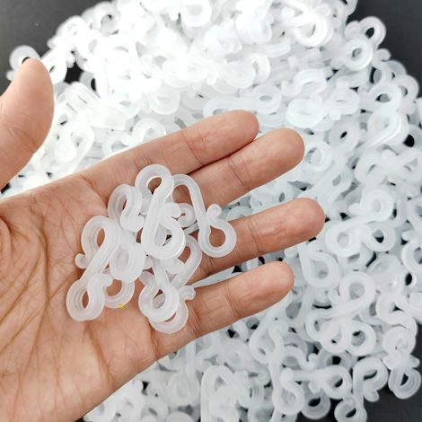 100 S-shaped universal outdoor light clips, weatherproof, suitable for hanging decorations on ditches, fences, and tree branches. (1/5)