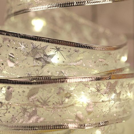 Guirlande LED 5m 50 lumières chaudes, ruban lumineux décoratif doré pour sapin de Noël, boîtier 3 piles, ambiance festive. (1/5)