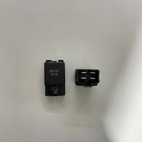 Relais from climatttisation Mitsutohi Pajero MR420103 E8T101