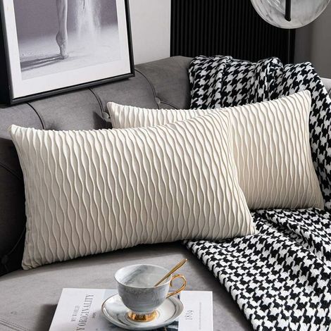 ZOLGINAH Housses de Coussin de Canapé Blanc Ivoire: Lot de 2 Taies d'oreiller Rectangulaires en Velours Rayé d'origine 30 cm x 50 cm pour la Décoration de la Maison (1/5)