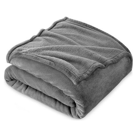 Couverture Plaid Polaire Flanelle 150 x 200 cm - Jeté de Canapé Polaire - Couverture lit 2 Personnes Epaisse Douce Et Chaude - Plaid Haute Qualité - Gris Clair (1/5)