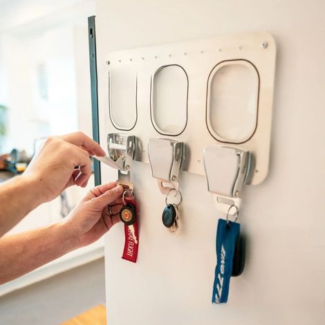 Neuer Schlüsselanhänger im Fliegerstil – 3-Loch-Schlüsselanhänger zur Wandmontage