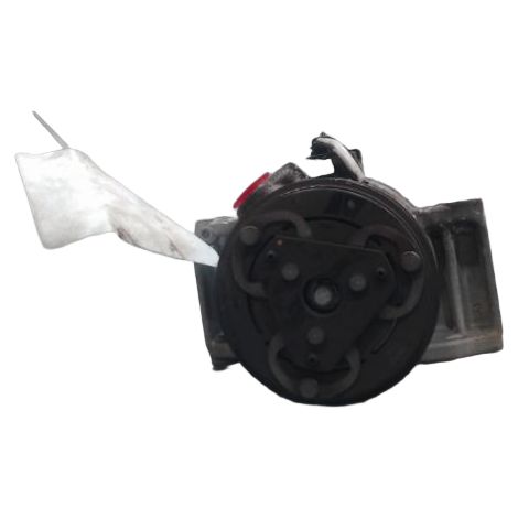[PRODUIT D'OCCASION] Compresseur Air Conditionne DACIA Duster ♻️ Ref Oe. 926001571r - Garantie à vie (1/5)