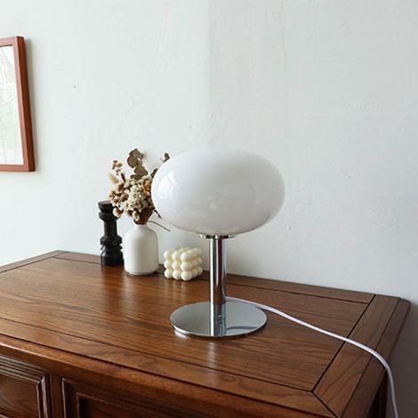 Lampe de chevet avec pied en fer, forme mignonne, simple, moderne et élégante, lampe de nuit pour la maison avec interrupteur à bouton, blanche (1/5)