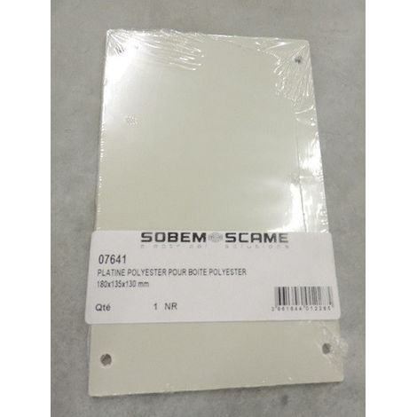 Platine polyester non perforée pour boite 180x135mm pour boite série MORVAN