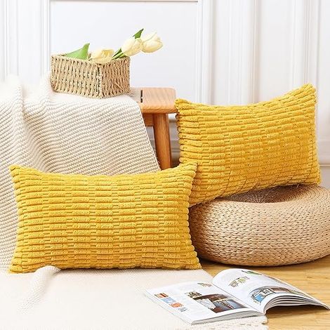 Juego de fundas de cojín de terciopelo a rayas, fundas decorativas suaves, aptas para sofás cama, color amarillo, 30 x 50 cm. (1/4)
