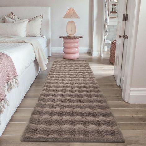 Tapis Couloir 60x180cm Marron Lavable Long Rug Antidérapant Cuisine Rugs Fausse Fourrure Doux Moelleux Carpet Chambre Enfant Descente de Lit Bureau Poil Long Carpets (1/5)