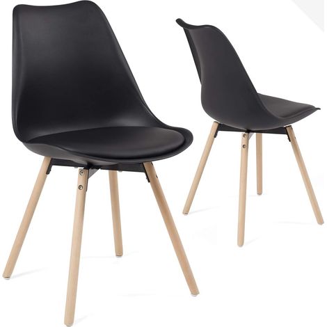 Ensemble de 2 chaises de cuisine au design scandinave, assise en plastique souple noir avec coussin en similicuir noir, pieds en hêtre rembourrés de mousse, coloris Light MIA (noir). (1/5)