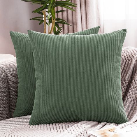 Housse de coussin décorative en velours côtelé, 45 x 45 cm, coloris uni doux à rayures carrées, vert sapin – convient aux coussins de taille standard (1/5)