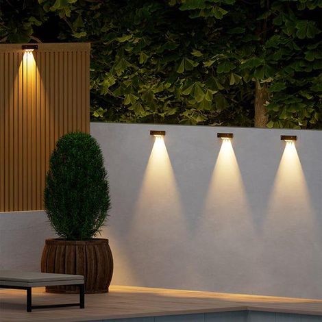 Lot de 4 appliques solaires sans fil, éclairage d'extérieur étanche, spots d'extérieur du crépuscule à l'aube, éclairage 3 LED (1/5)