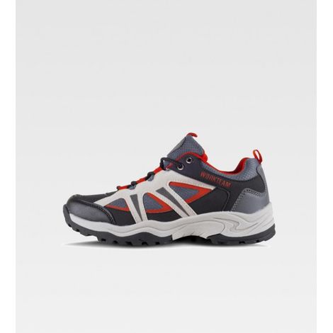Zapatilla tipo trekking con resistencia al deslizamiento WORKTEAM P4012