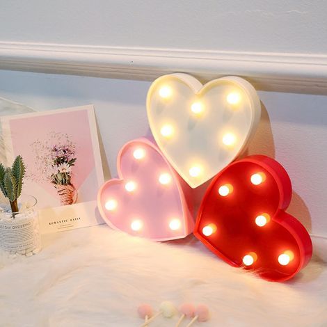 Ortviai Lampe LED en forme de cœur – lumière chaude constante, fonctionne sur 2 piles AA, résistance à l’eau IP42, décoration fête/mariage (1/4)