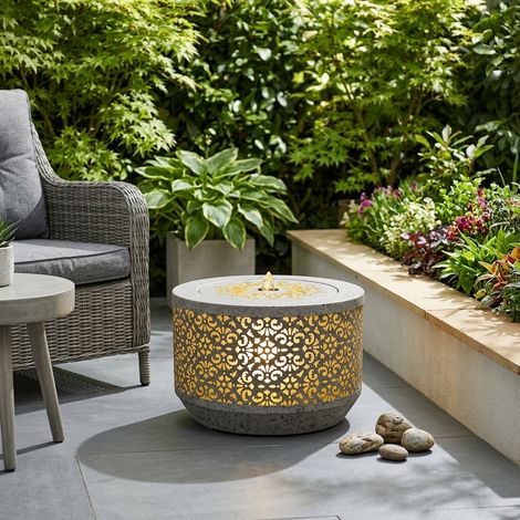 Sandstone Patterned Round Water Feature (1/2)