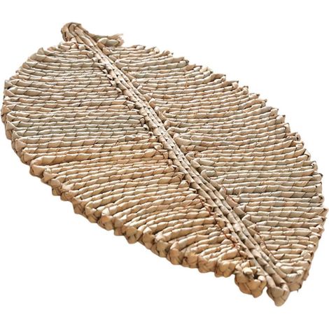 Creative Thicken Khaki Shaped Rattan Placemat for Tropical