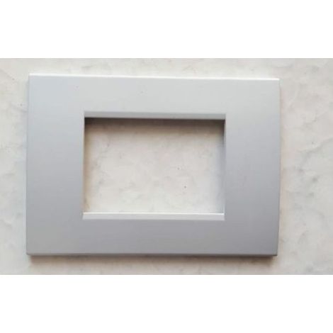 TrAdE Shop Traesio - Placca Placche Placchete Compatibili Living Light In Abs 3 4 7 Posti Colorate - Grigio Chiaro -3 fori -