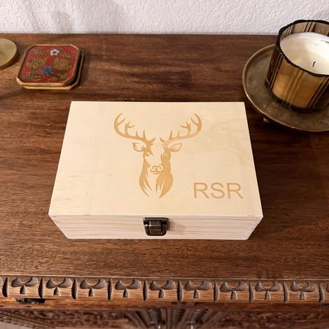 New wooden design: The Hunter's Legacy Memory Box (wood color) - 19 x 13.6 x 7.5 cm