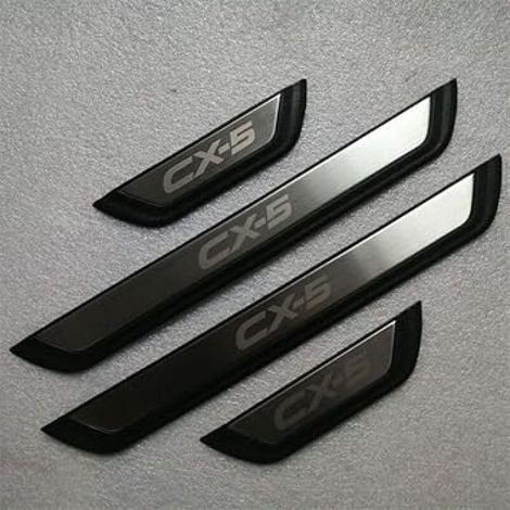 Protections de seuil de porte pour Mazda CX-5 (2017-2025), en acier inoxydable avec garniture en plastique (argenté). (1/5)