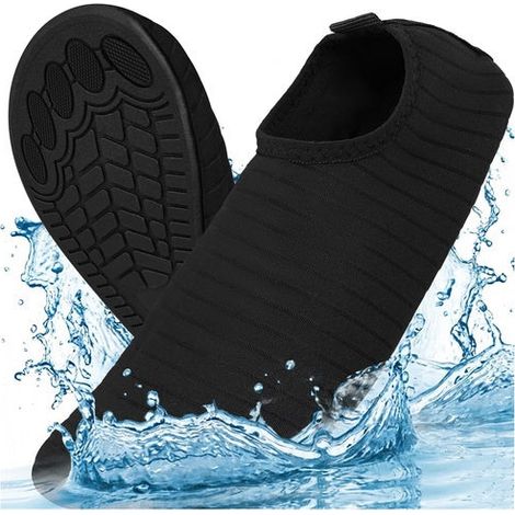 Black water shoes size 44 227458959 227458959 (1/5)