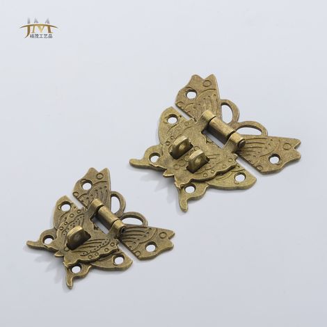 Zwei dekorative Vorhängeschlösser aus Aluminiumlegierung in Form eines Schmetterlings mit Vintage-Design, geeignet für Schmuckkästchen/Schränke aus Holz.