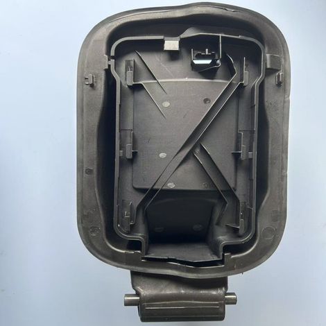 4GD809906 is suitable for A4L, A6L, Q3, and Q5 fuel tank cap base, fuel tank outer cover, filler neck, and motor base. (1/5)