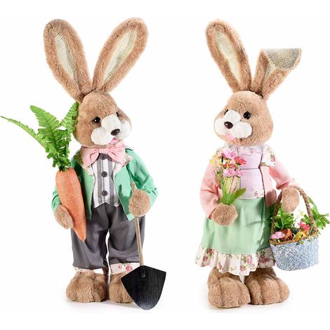 Conigli di Pasqua grandi in finto pelo da appoggiare con pala, carota e cestino, set da 2 pezzi, cm18x19x60H (orecc.estese)