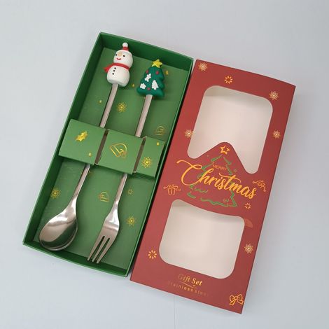 Coffret cadeau cuillère et fourchette en acier inoxydable sur le thème de Noël (argenté, ensemble de 2 pièces : bonhomme de neige et petit sapin) (1/4)